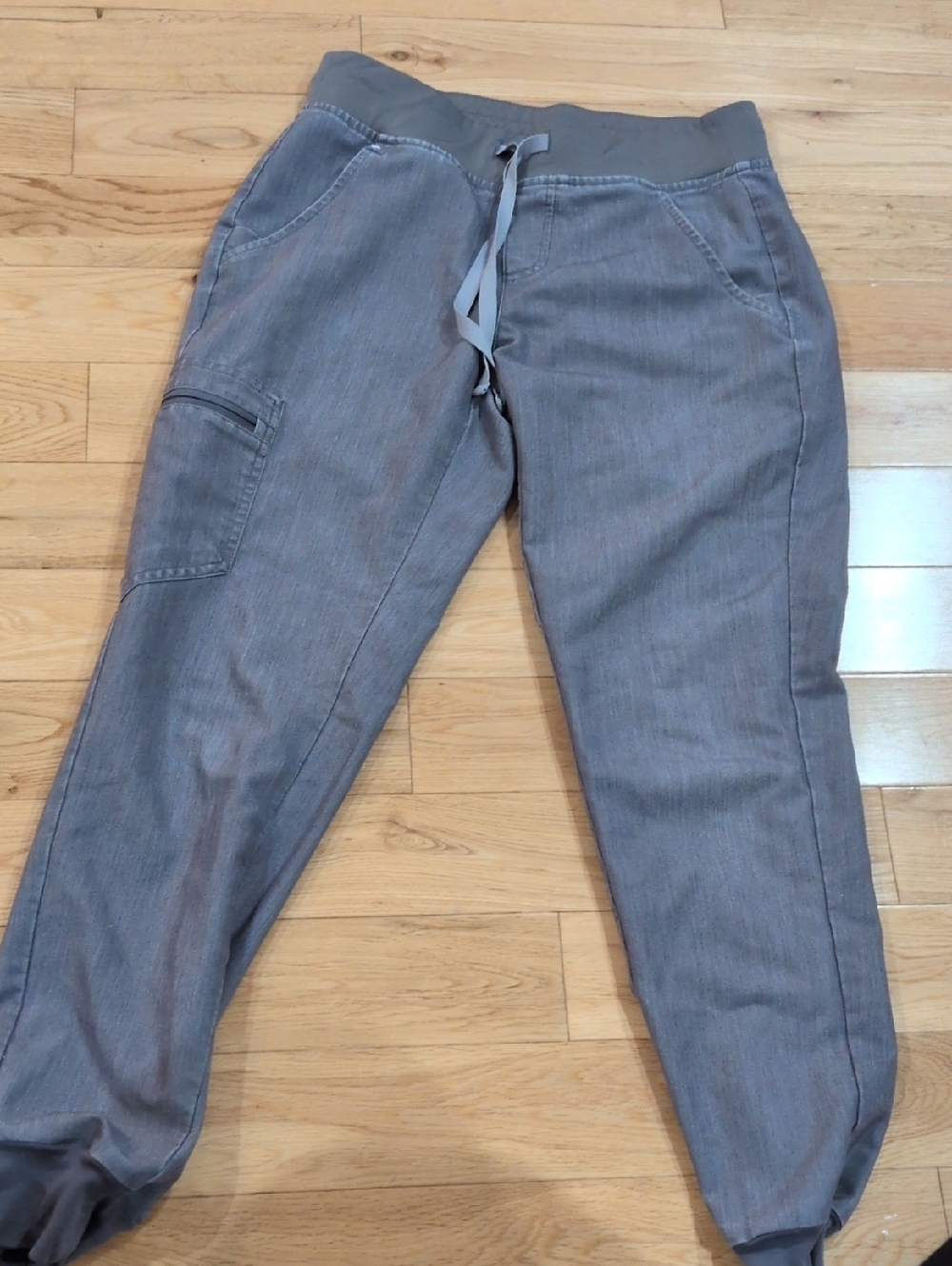 Figs Women's Gray Cargo Jogger Scrub Pants